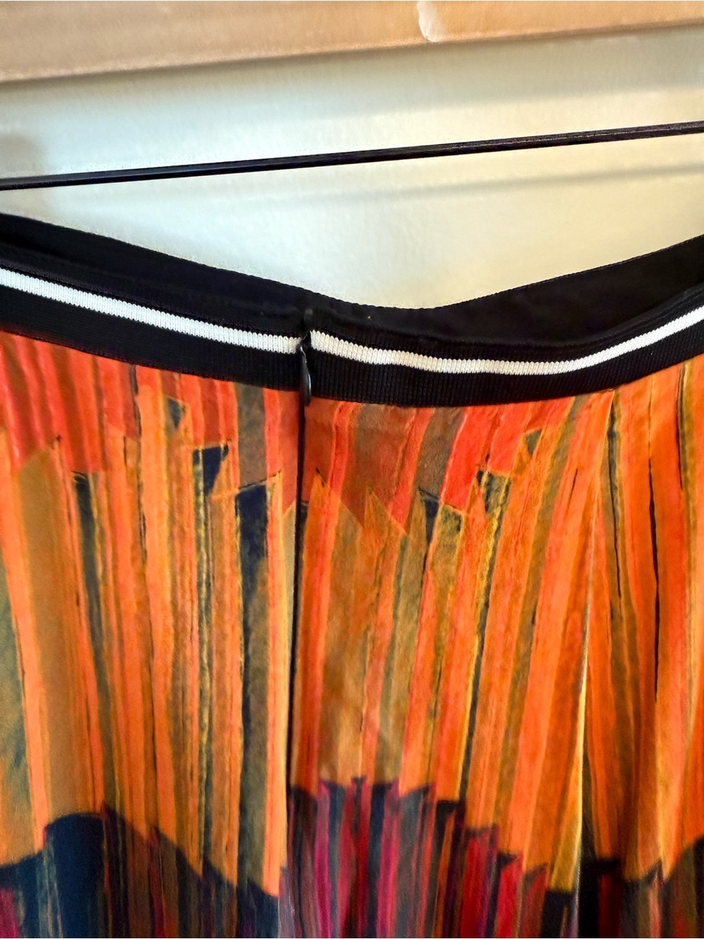 HUNTER BELL • Sunflare Midi Skirt
Colorful Boho Bohemian
Peasant Retro Size 12 - Picture 6 of 8